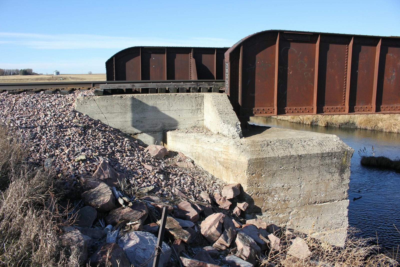 South abutment